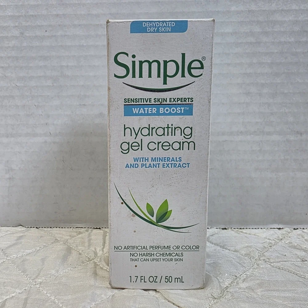 Simple Water Boost Hydrating Gel Cream, Face Moisturizer, 1.7 oz‎